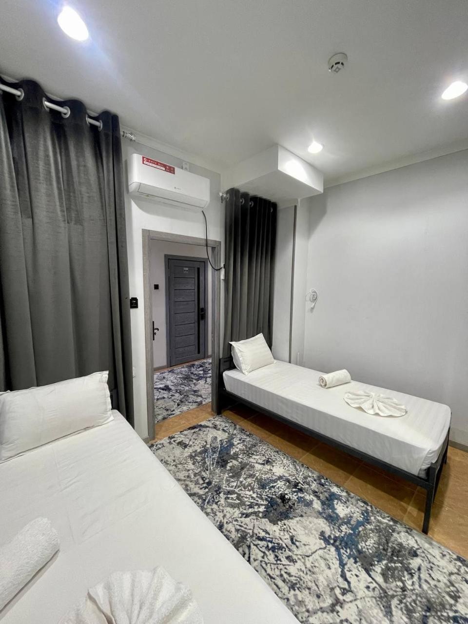 Amor Fati Hotel ทาชเคนต์ ภายนอก รูปภาพ