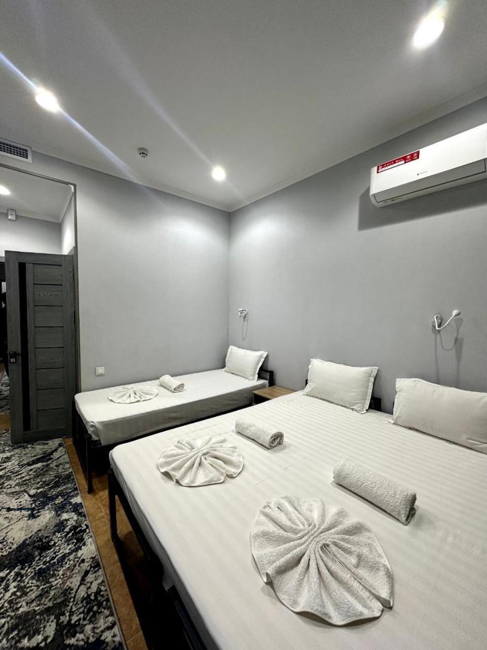 Amor Fati Hotel ทาชเคนต์ ภายนอก รูปภาพ